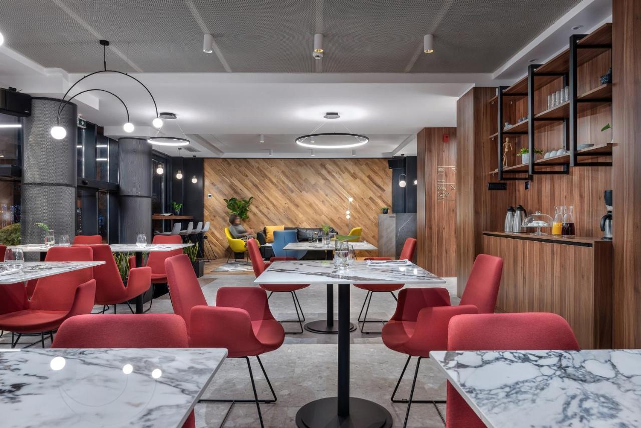 Hotel Tim'S Skopje Ngoại thất bức ảnh