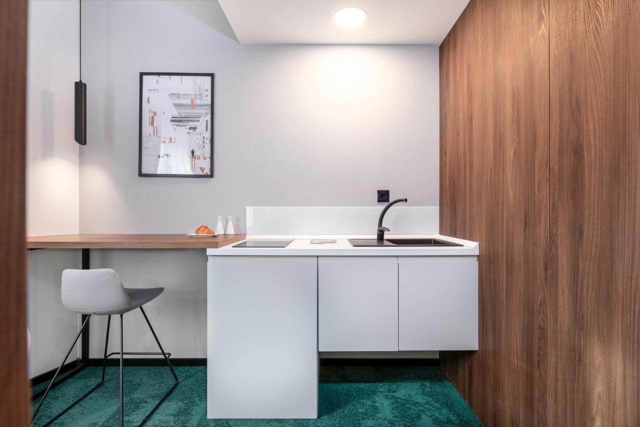Hotel Tim'S Skopje Ngoại thất bức ảnh