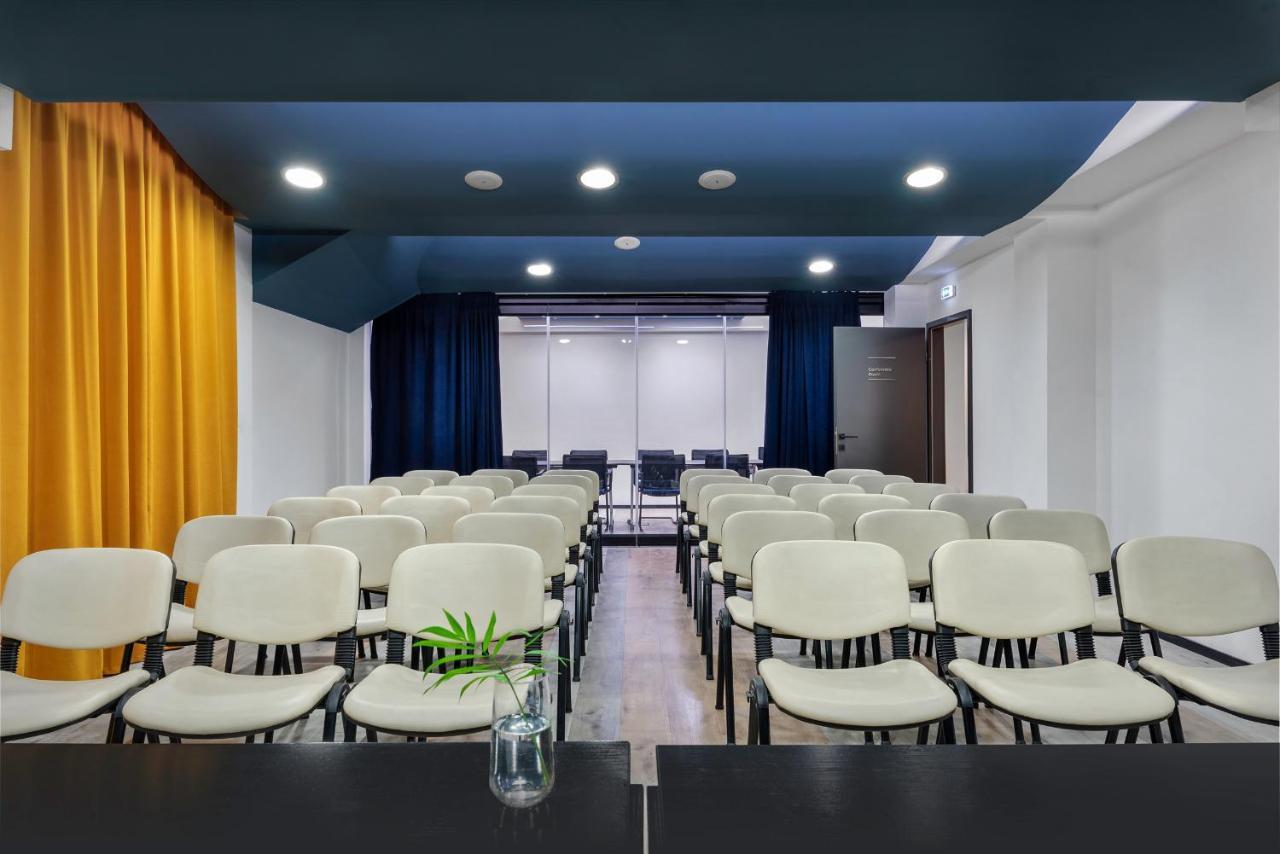 Hotel Tim'S Skopje Ngoại thất bức ảnh