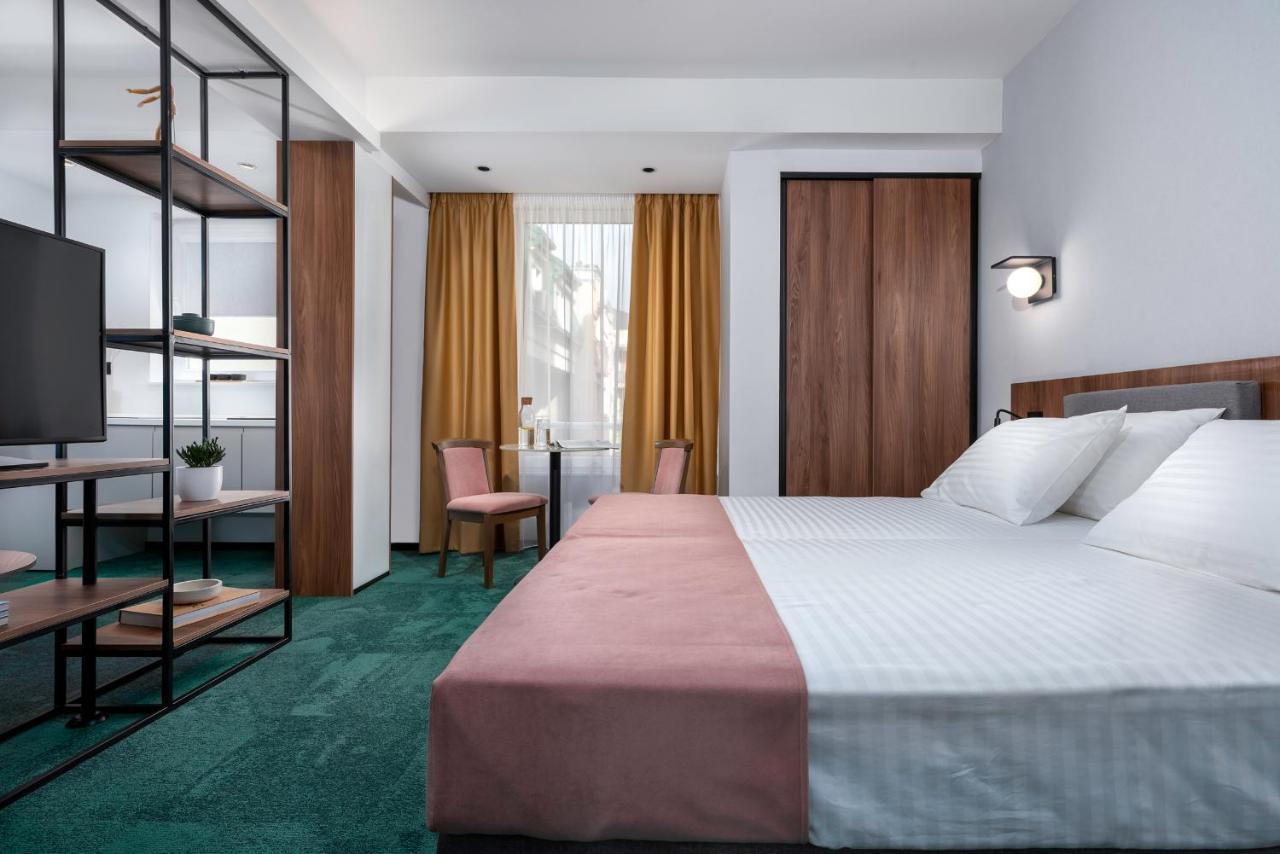 Hotel Tim'S Skopje Ngoại thất bức ảnh