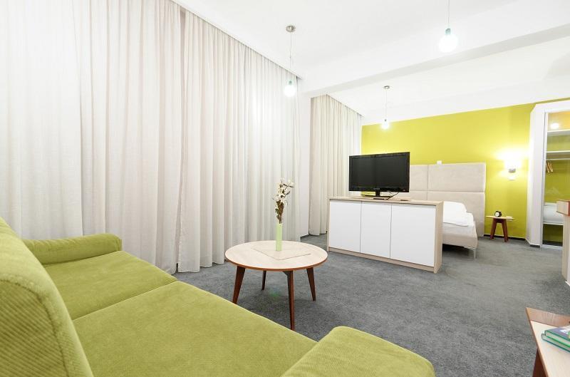 Hotel Tim'S Skopje Ngoại thất bức ảnh
