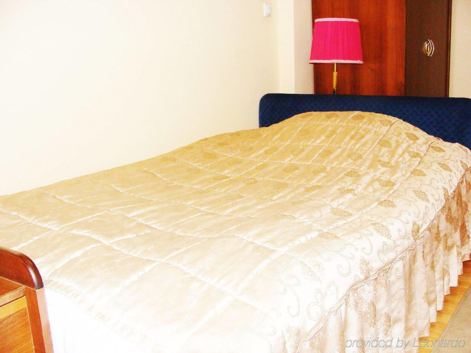 Hotel Tim'S Skopje Ngoại thất bức ảnh